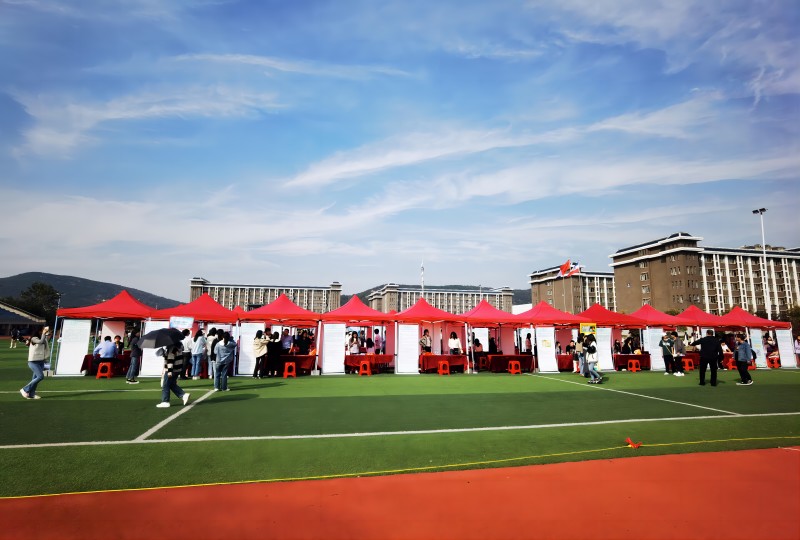 买球APP官网【中国】科技有限公司参加蚌埠工商学院举办的校园招聘活动